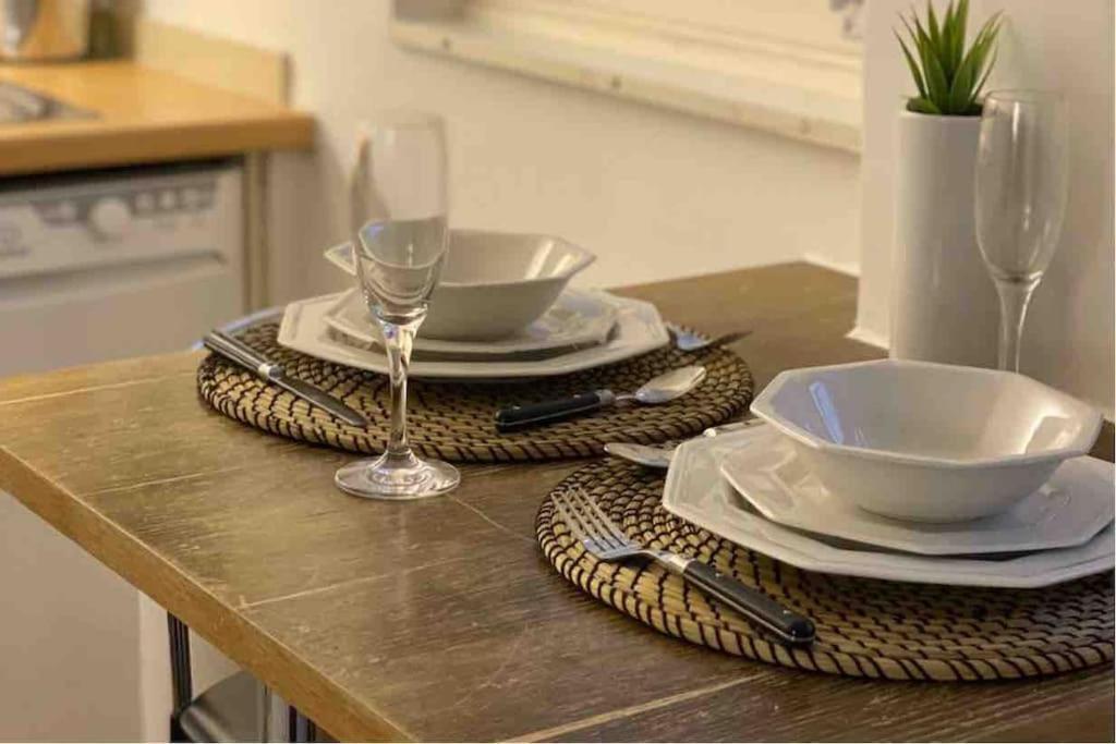 Spacious Flat In The Most Desirable Area Of Лондон Екстериор снимка