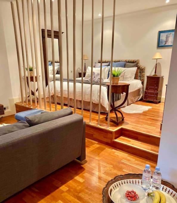 Spacious Flat In The Most Desirable Area Of Лондон Екстериор снимка
